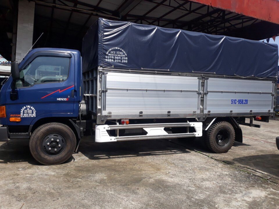 Hyundai HD120Sl Xe Tải 8 Tấn Thùng Kín Dài 6m2