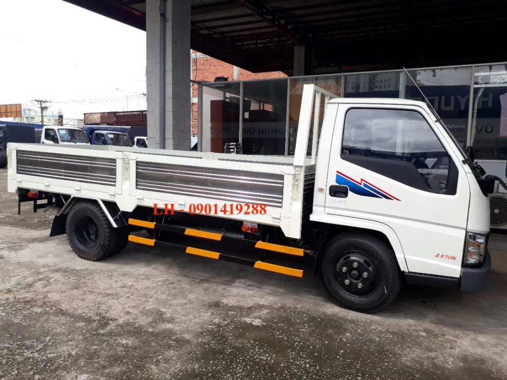 iz49-thung-lung-mau-trang