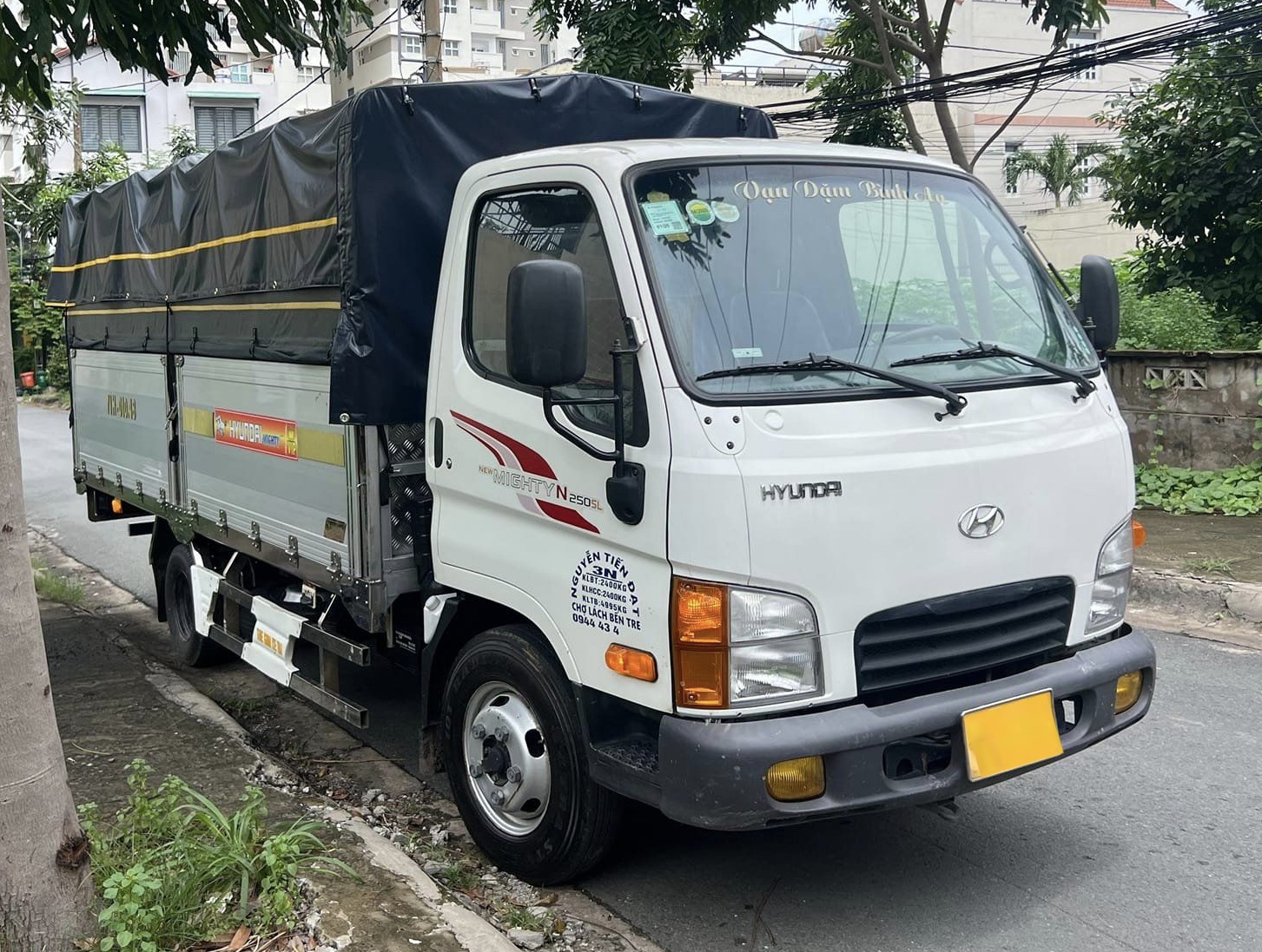 ban-xe-n250sl-2022