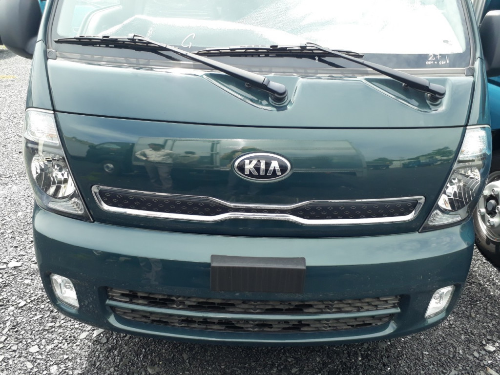 cabin-kia-k200-1.9-tan