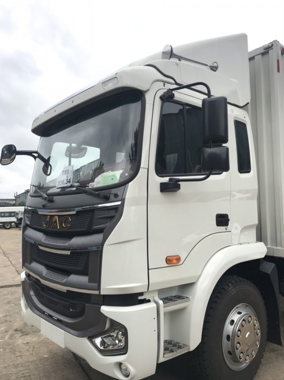 cabin-xe-jac-a5