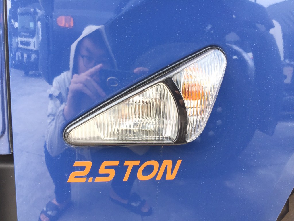 den-xi-nhan-iz65