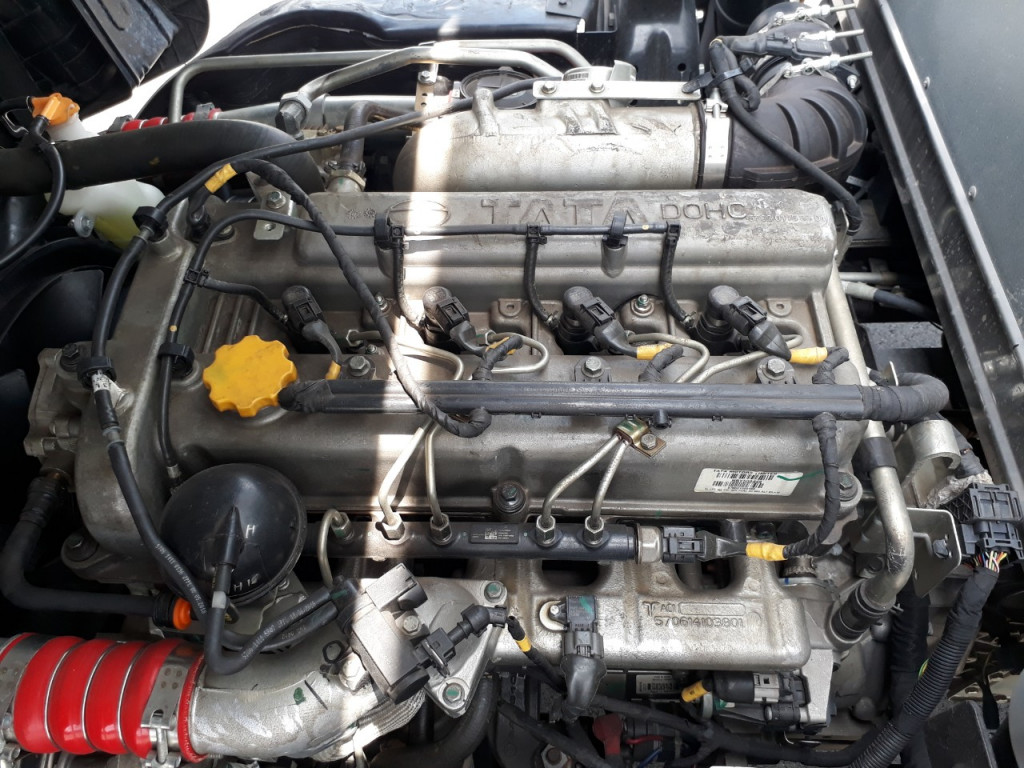 dong-co-tata-3lngdicr09.jpg