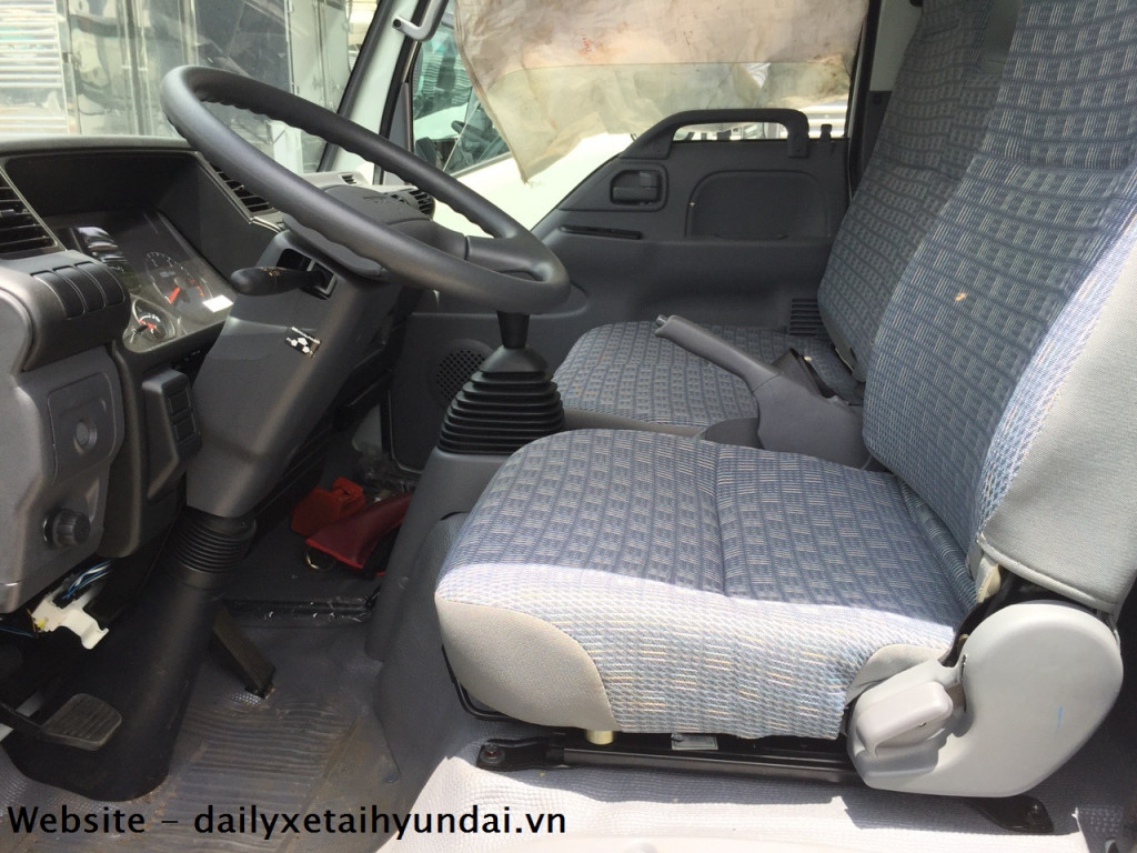 ghe ngoi isuzu em ai