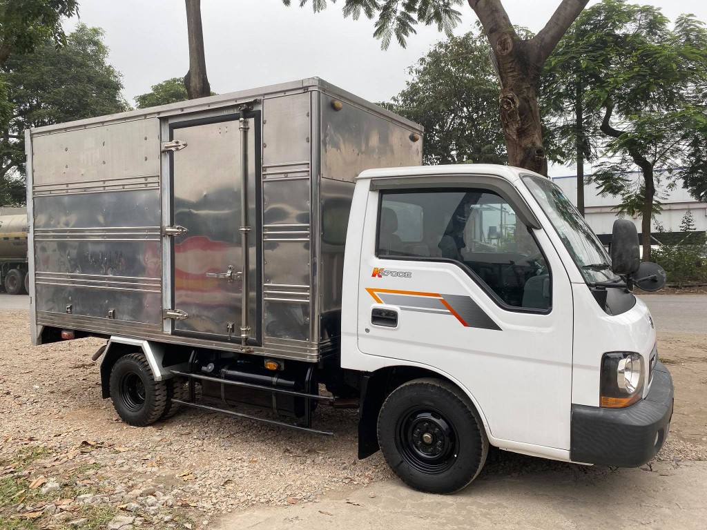 gia-kia-k2700-2013
