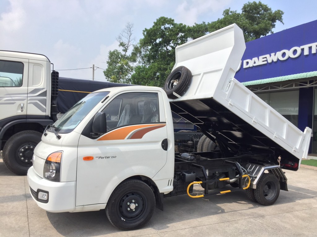 gia-xe-h150-thung-ben.jpg