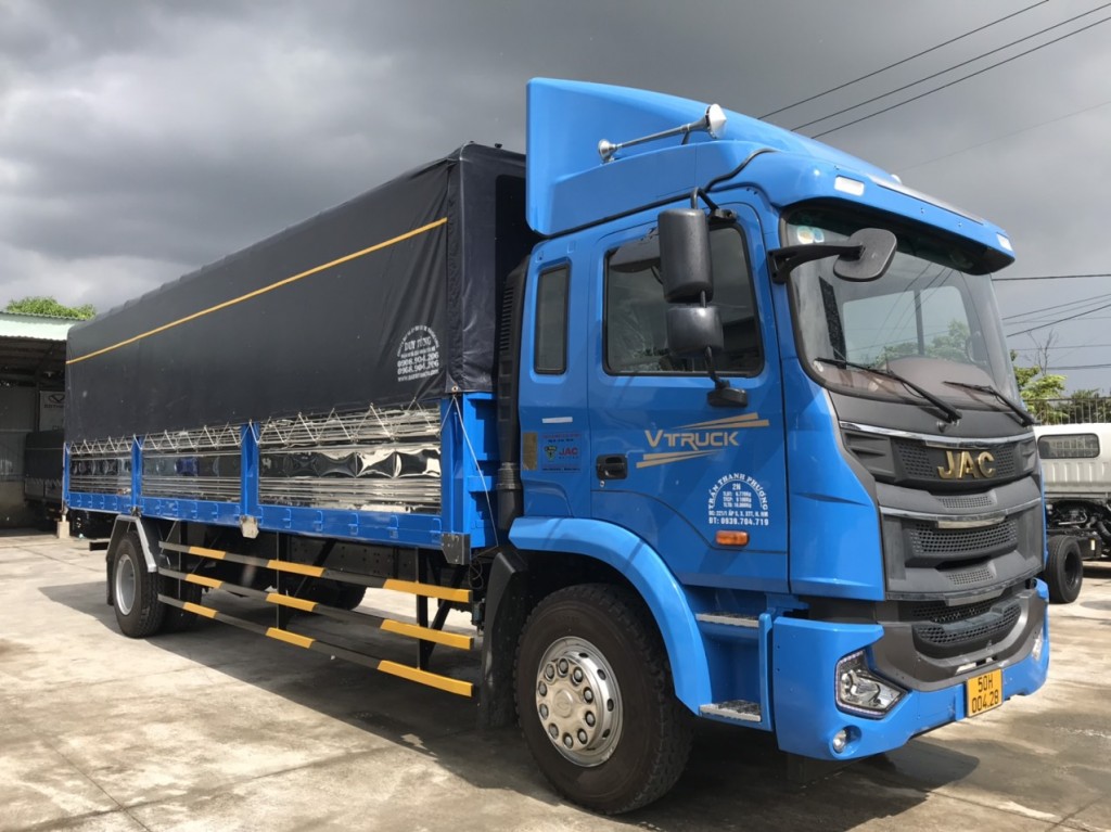gia-xe-tai-jac-a5-thung-8m2.jpg