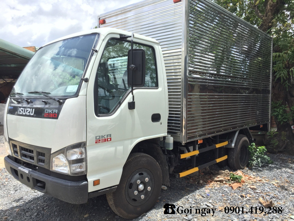 gia xe tai isuzu 1t4