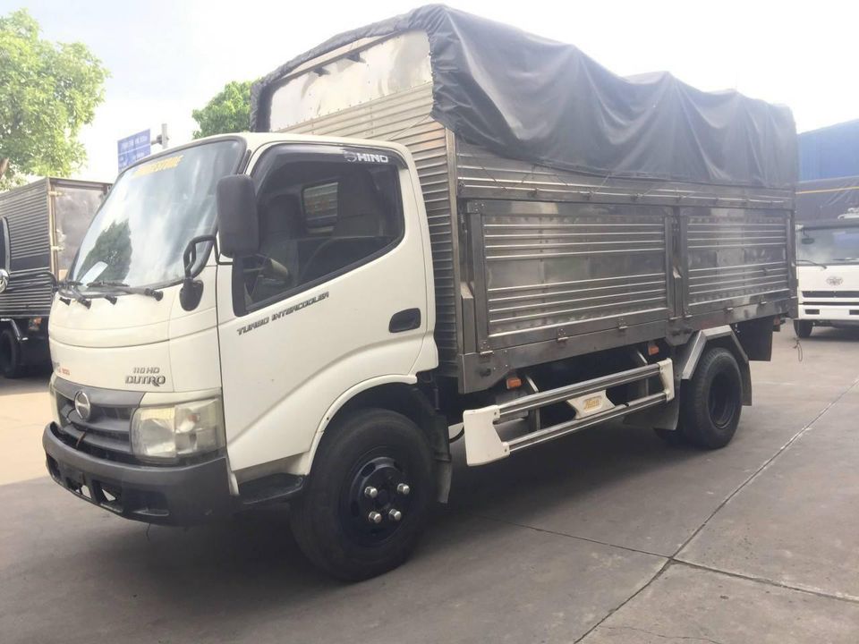 hino-5-tan-2013
