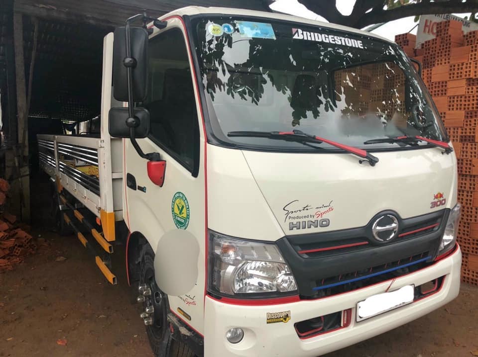 hino-5-tan-cu-2017