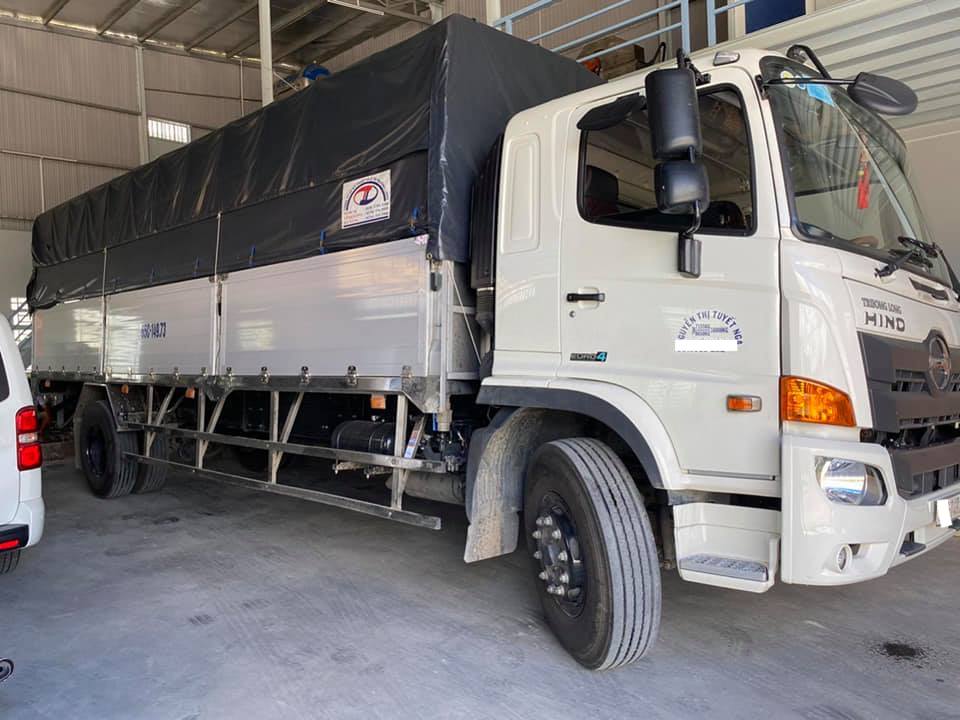 hino-8-tan-fg-2020