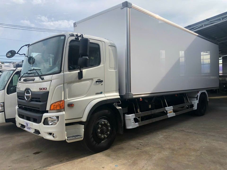 hino-8-tan-thung-bao-on