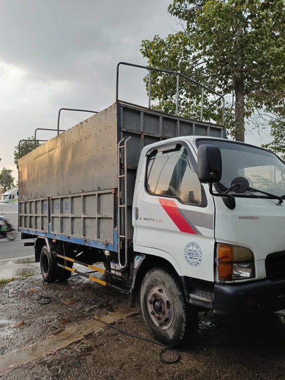 hyundai-3t5-2003