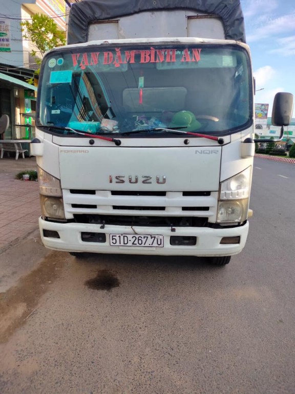 isuzu-5-tan-cu-2009
