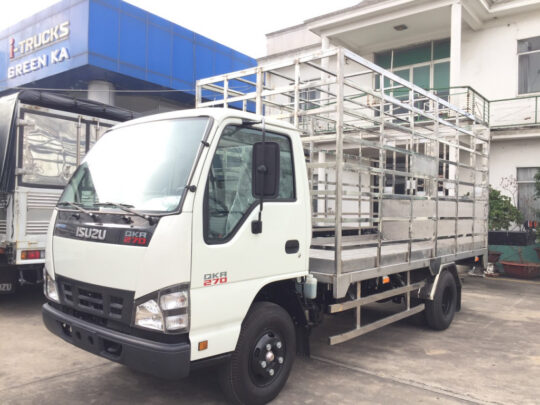 Giá Xe Tải Isuzu 2.4 Tấn Thùng Mui Bạt 2T4 - Ảnh 4
