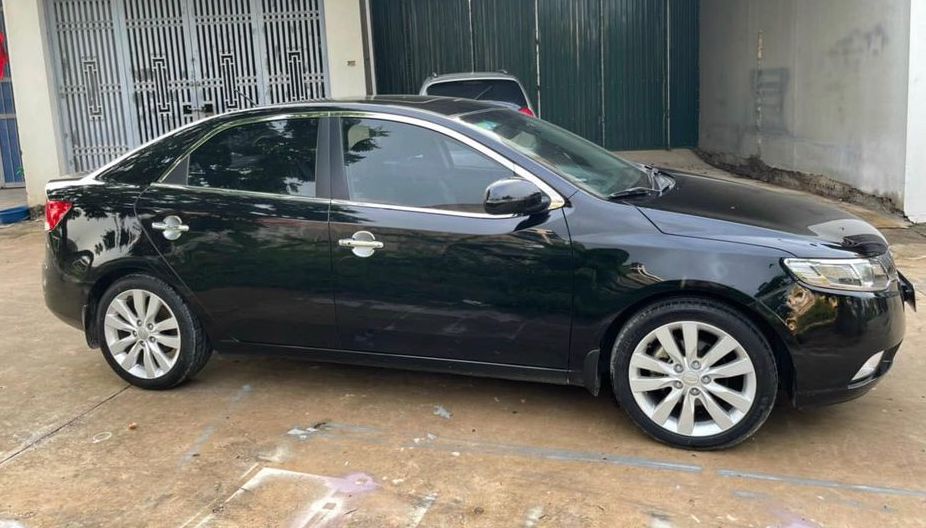 kia-cerato-2011