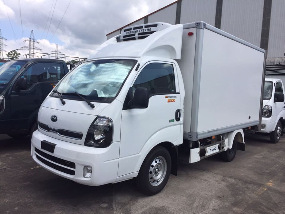 kia-k200-thung-dong-lanh