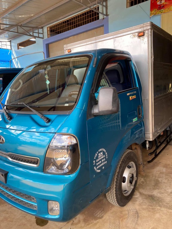 kia-k250-cu-thung-kin-201