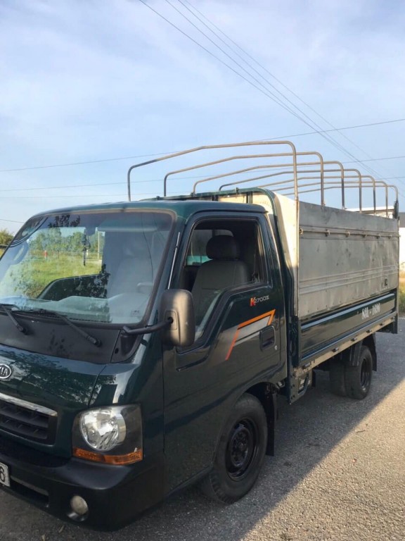 kia-k2700-2008
