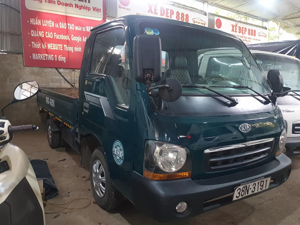 kia-k2700-2009-thung-lung