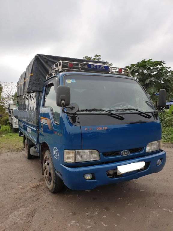 /kia-k3000-2011