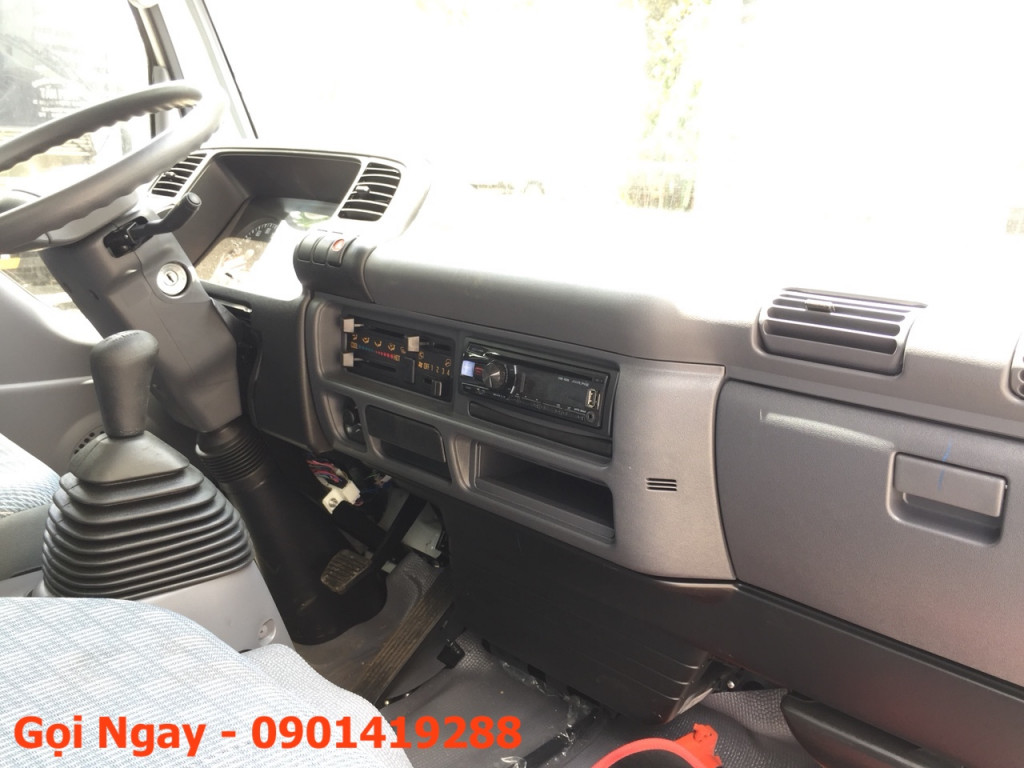 noi-that-isuzu-2,4-tan