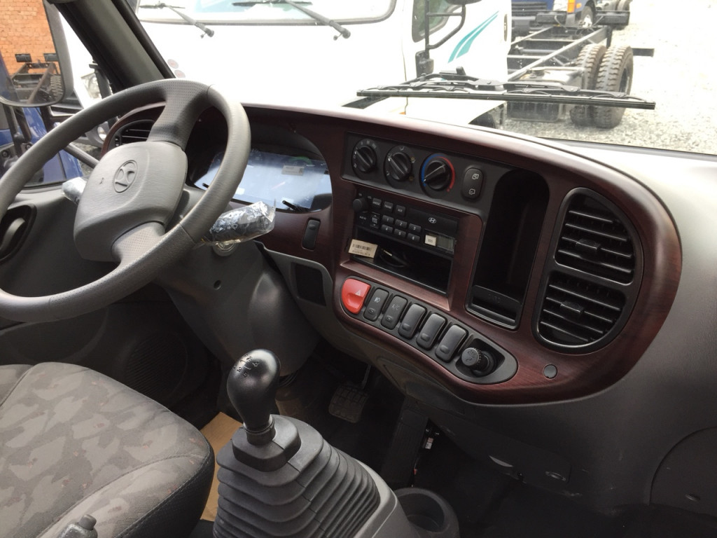 noi-that-xe-tai-110s