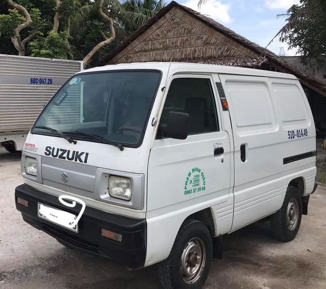 tai-van-suzuki-cu-2013