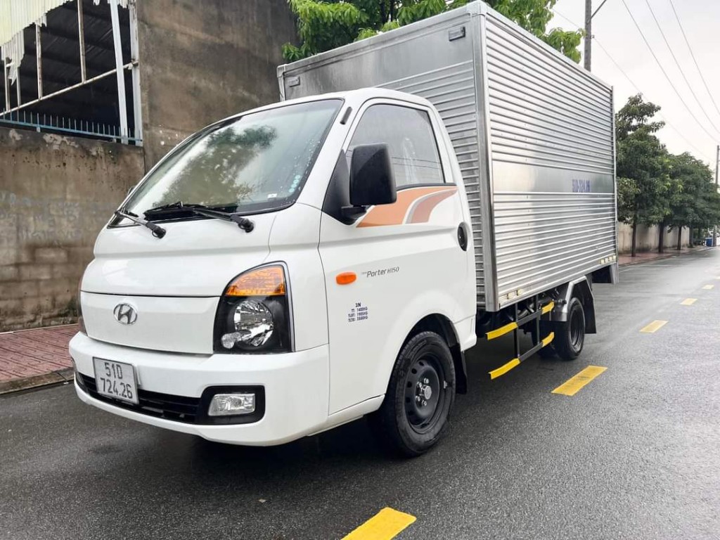 thu-mua-xe-h150-porter-doi-2022-cu