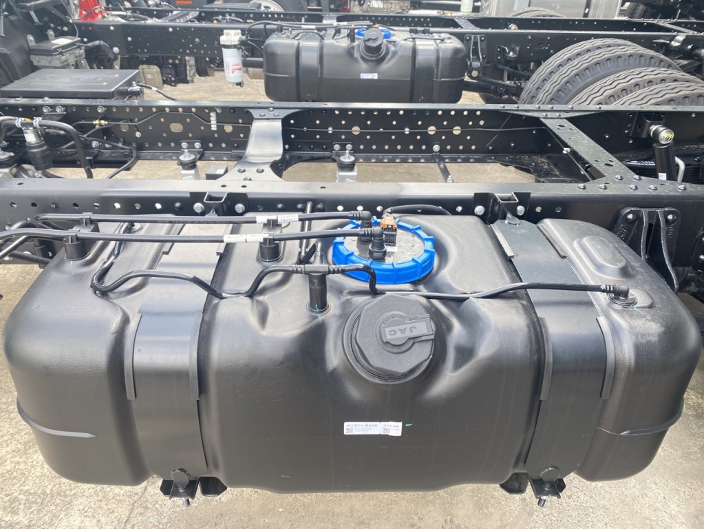 thung-dau-100-lit-jac-n200s