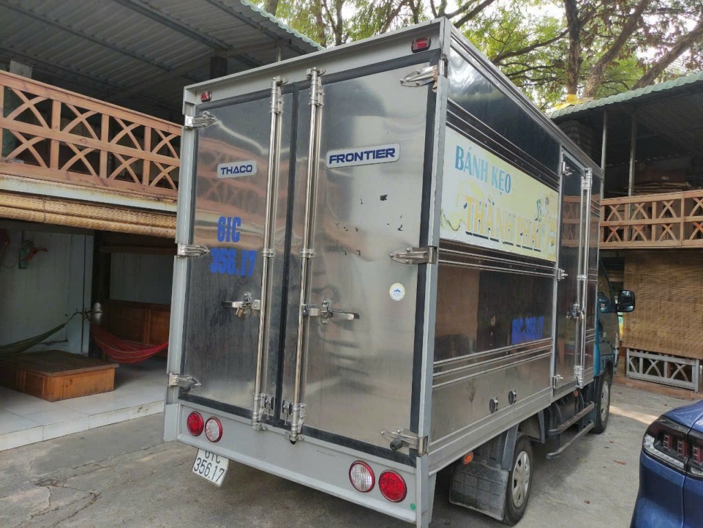 thung-xe-k200-1t9-cu-doi-2019
