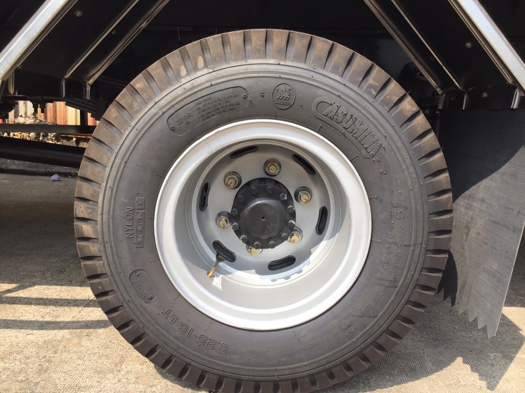 vo-xe-jac-8.25-r16