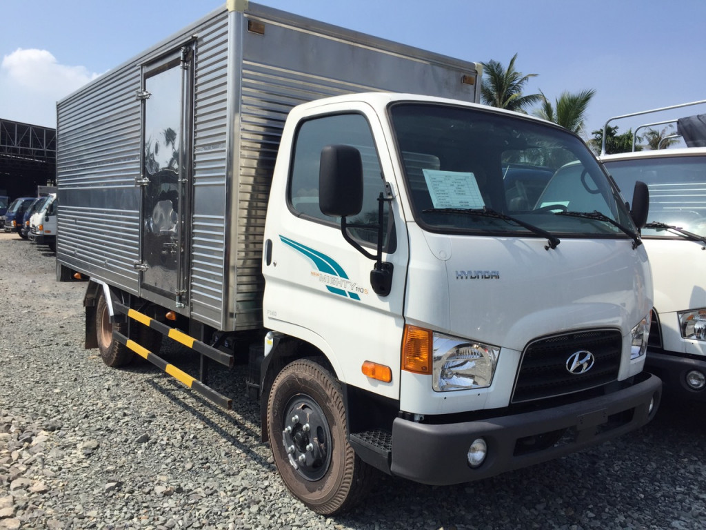 xe-tai-110s-thung-kin