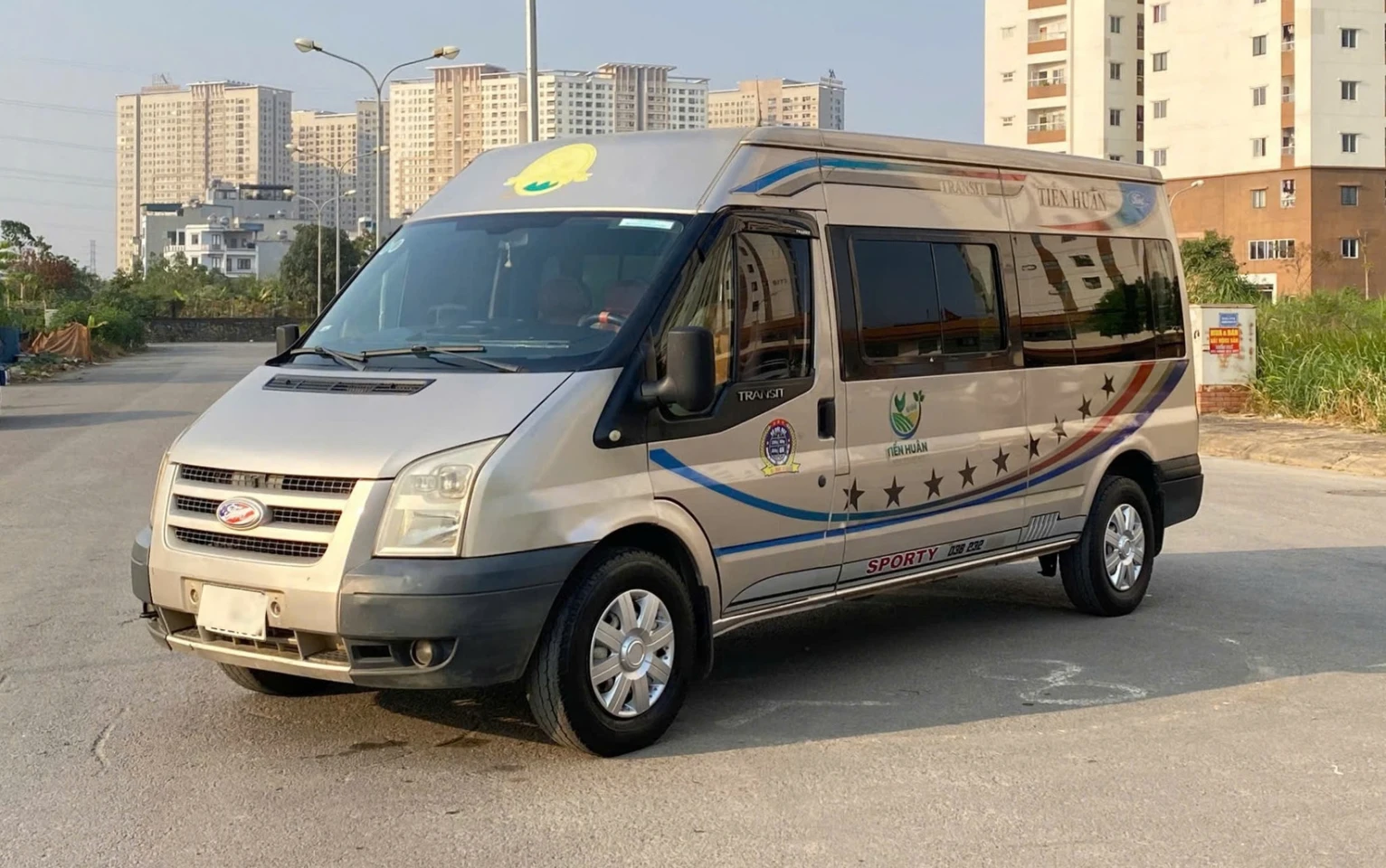 van-ford-transit-2010