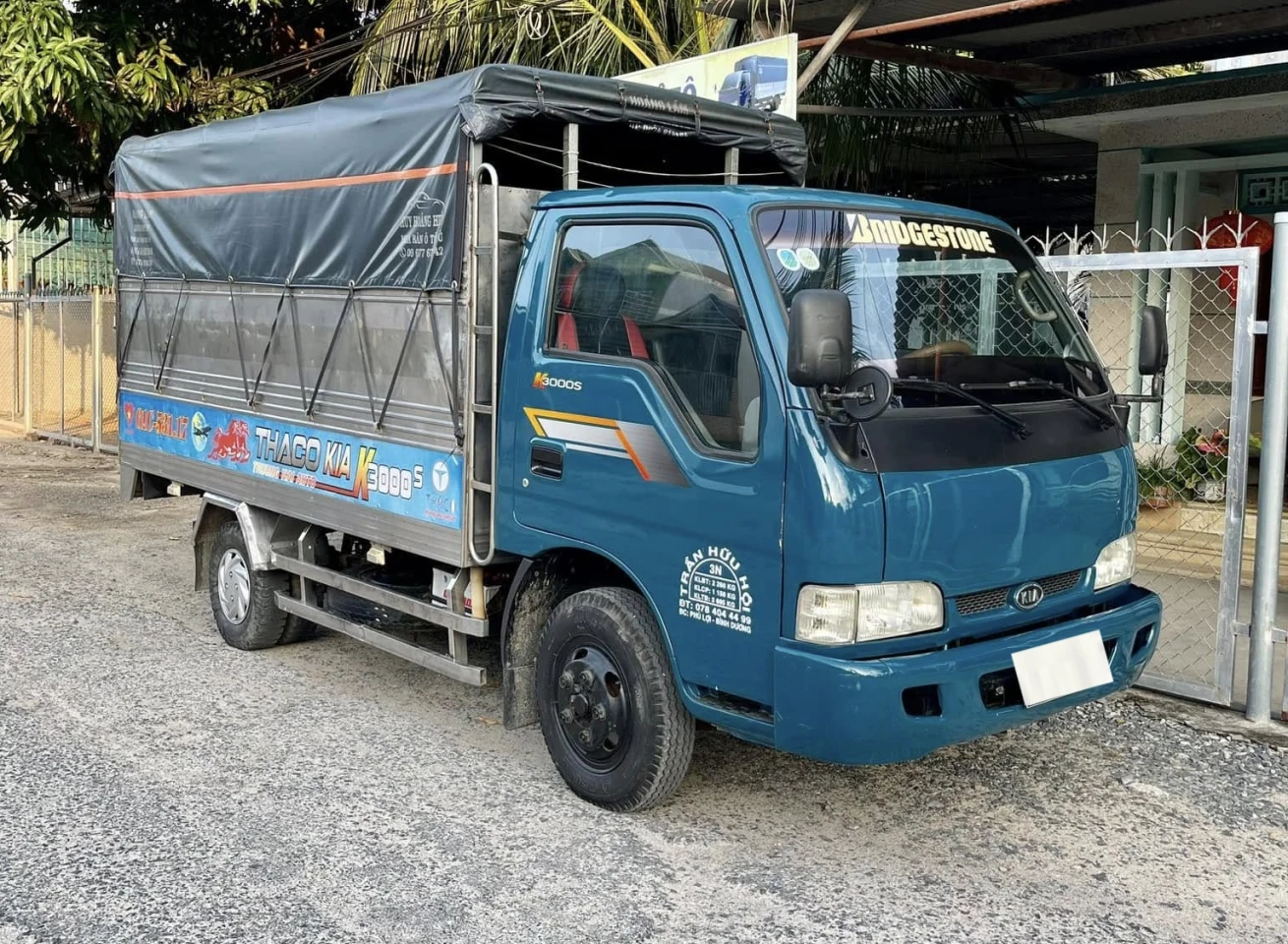 gia-kia-k3000-1t4-cu