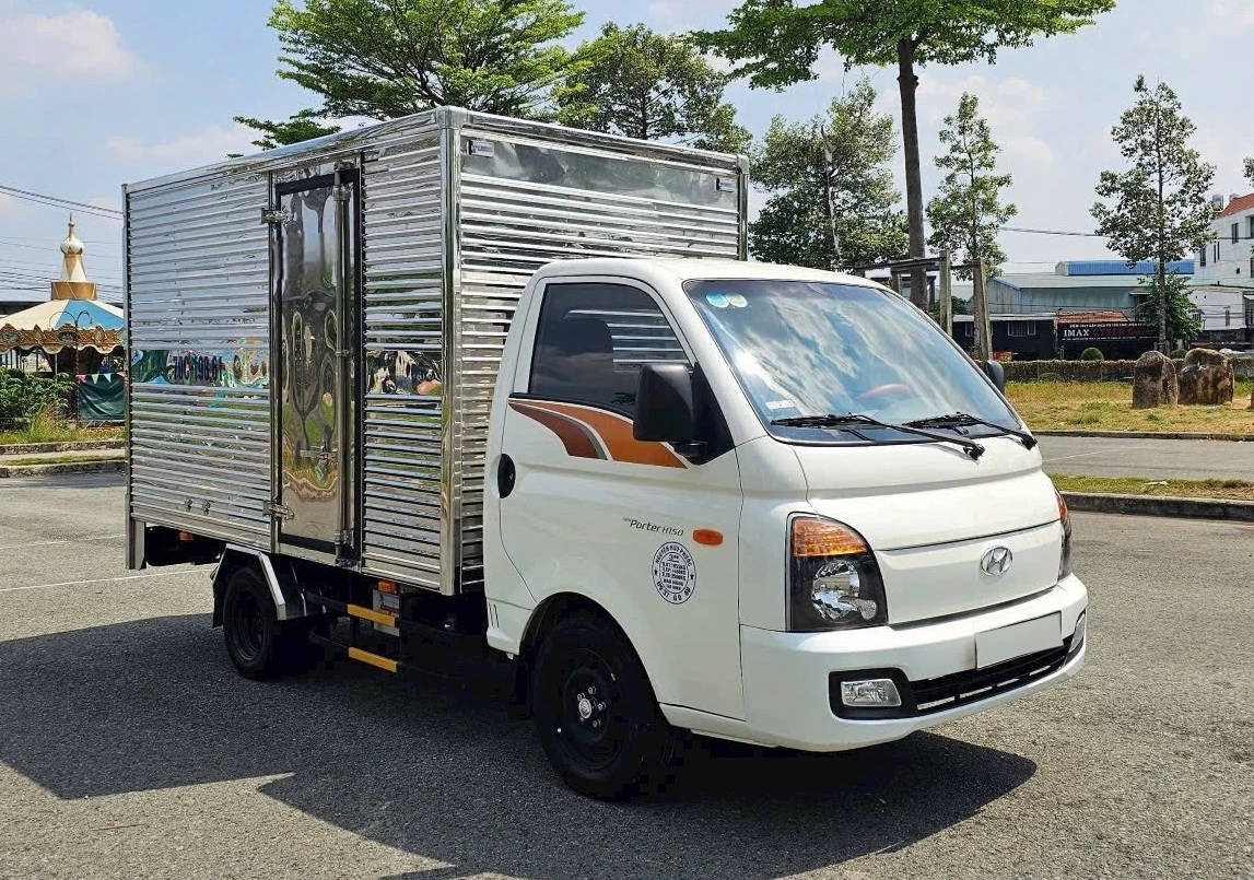 gia-xe-h150-cu.jpg