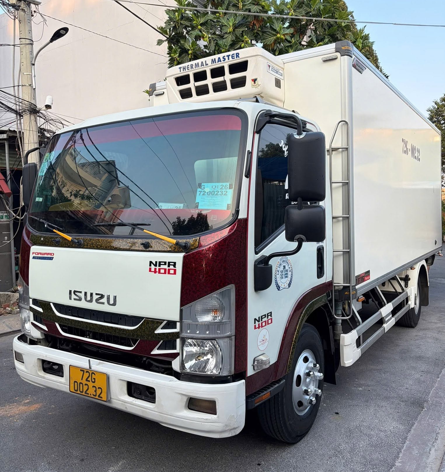 isuzu-3t5-npr400-dong-lanh