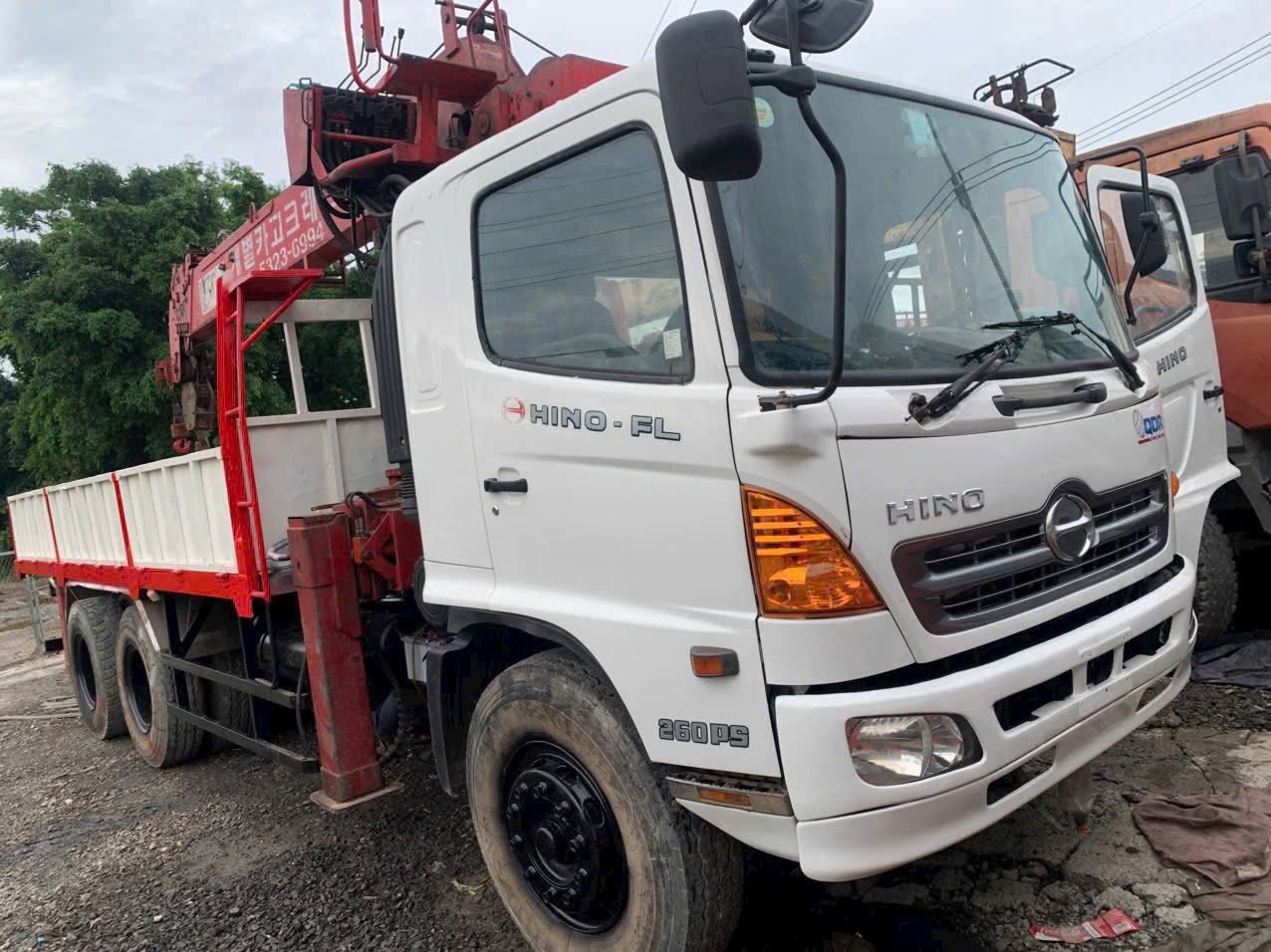 xe-tai-cau-hino-fl-3-chan